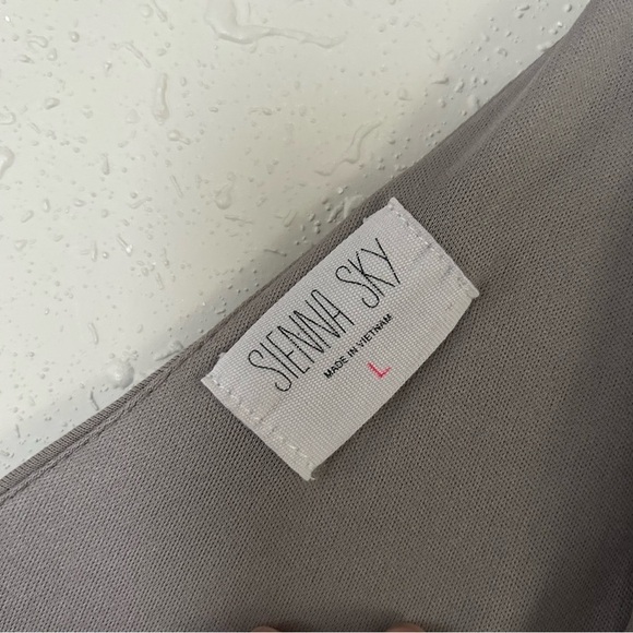 🦋 Sienna Sky Cream Tan Beige Sleeveless Jumper Stretch Large - Picture 2 of 10